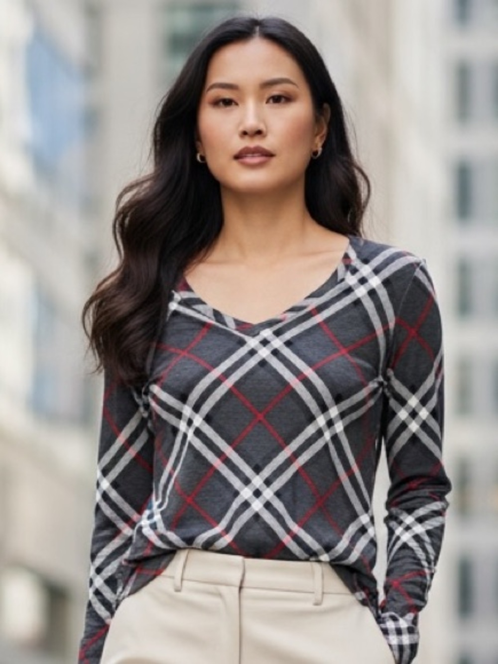 Gorilla Cat Womens Gray Plaid Long-Sleeve V-Neck Top